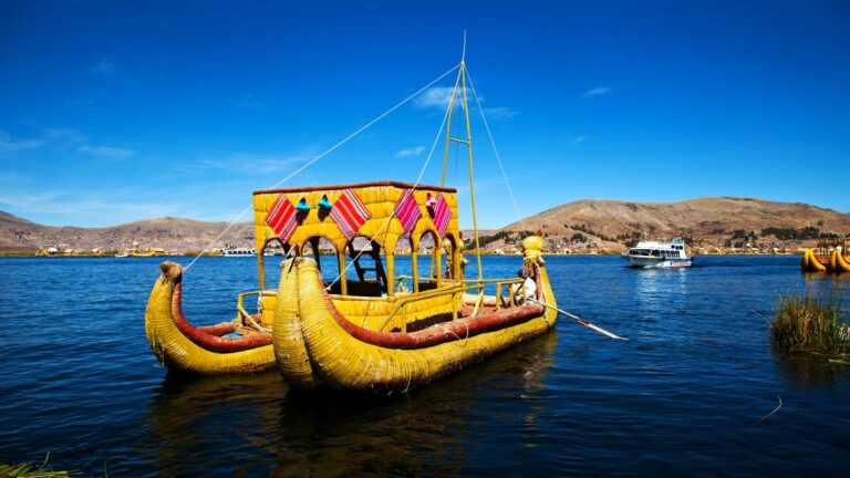 Isla Taquile y Uros 2 días