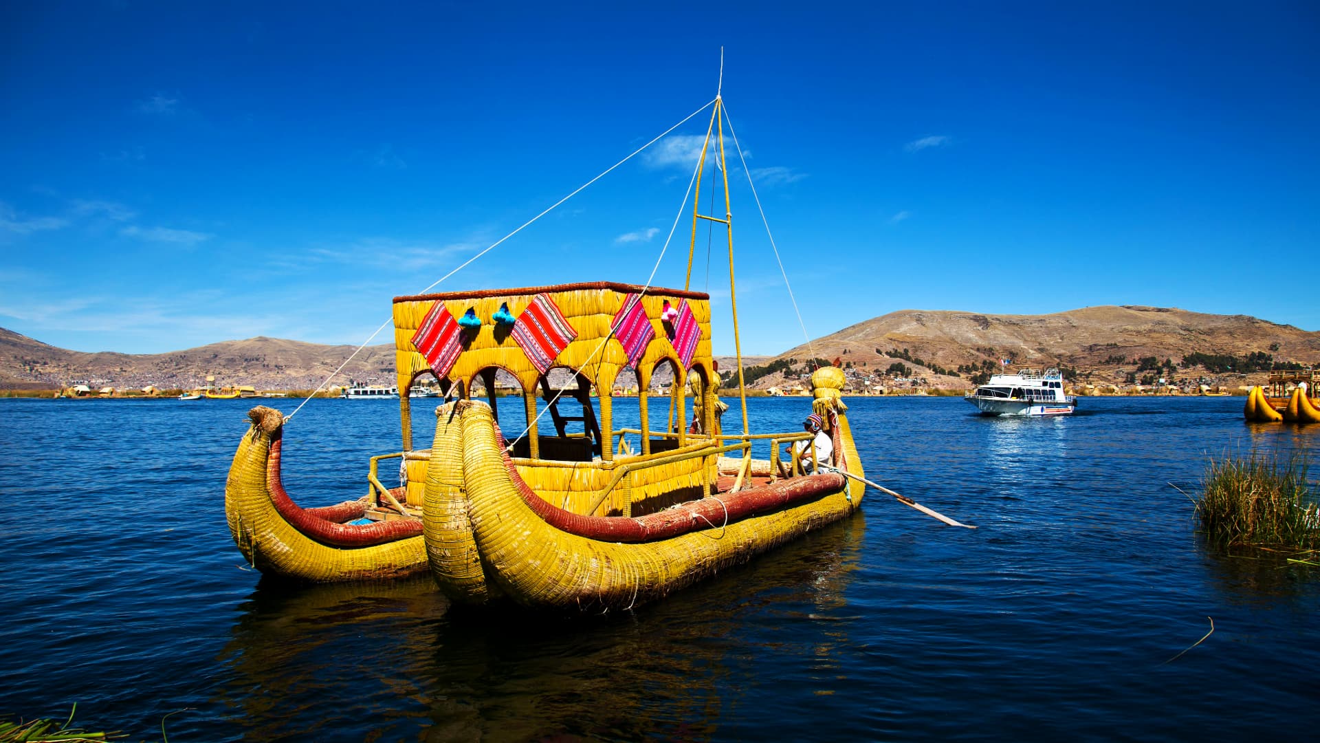 Isla Taquile y Uros 2 días